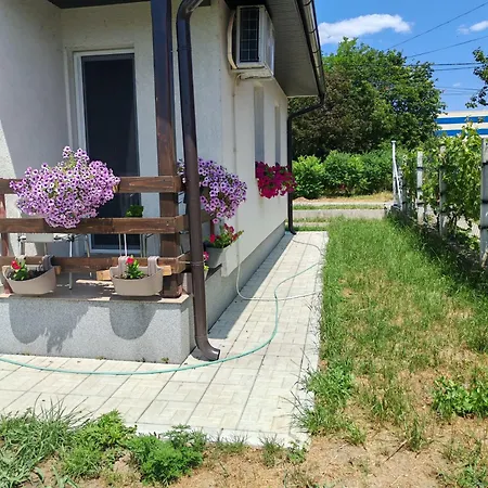 度假居 Sveti Luka- Obradovic Sokak 41